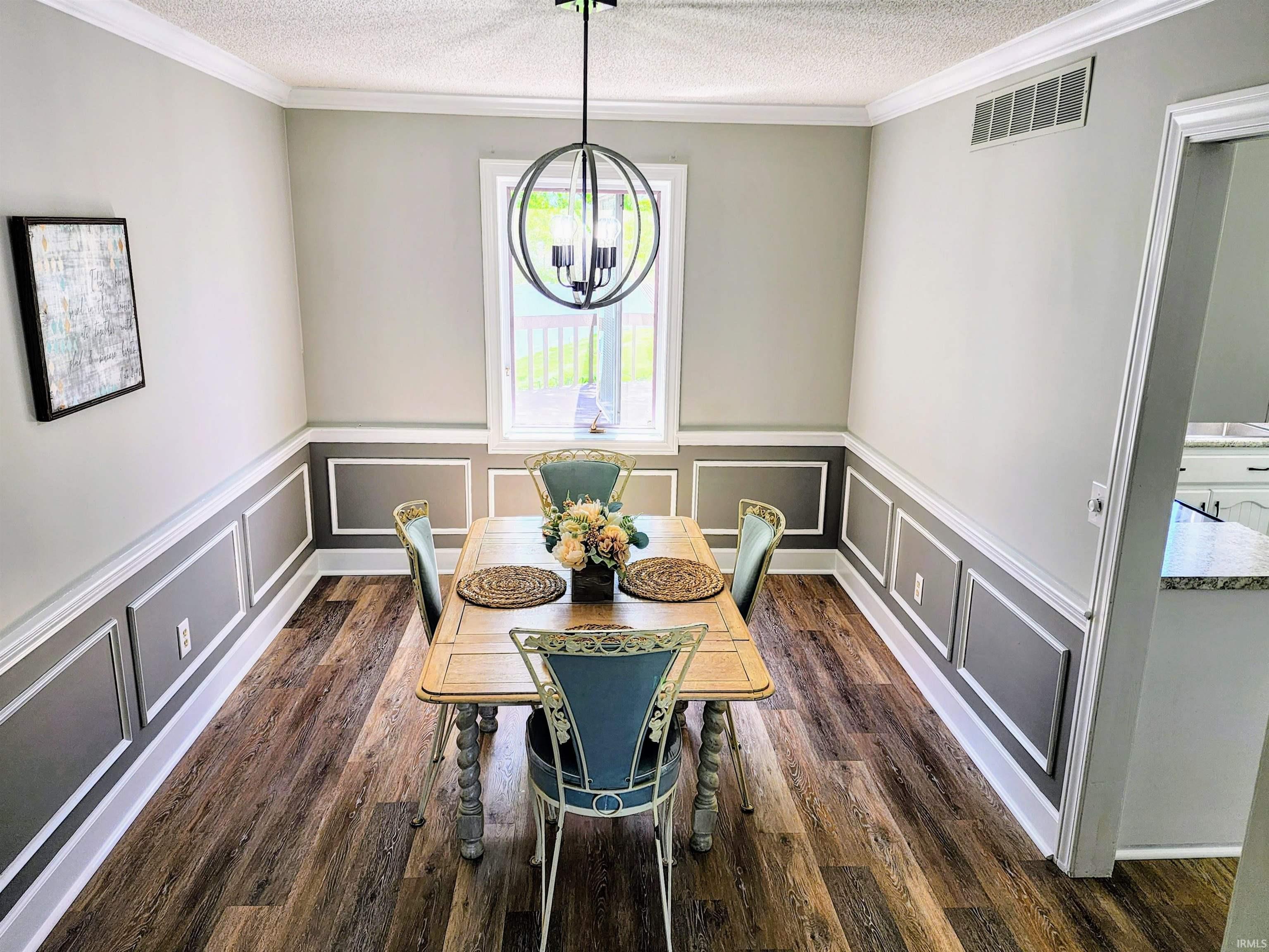 10525 Oak Trail Road Fort Wayne, IN 46845 - Photo 8 of 36 Gallery Image 8