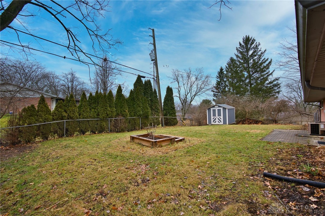 4624 Sunray Road Kettering, OH 45429 - Photo 30 of 37
