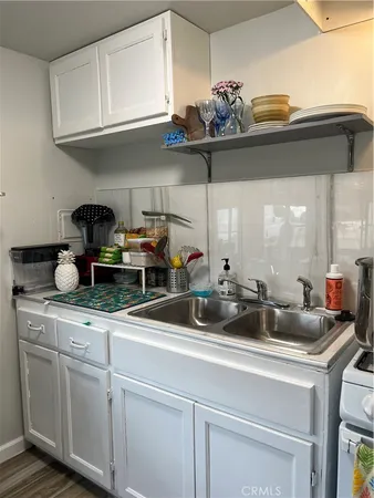 $1,500 | 7028 Marbrisa Avenue, Huntington Park, CA 90255