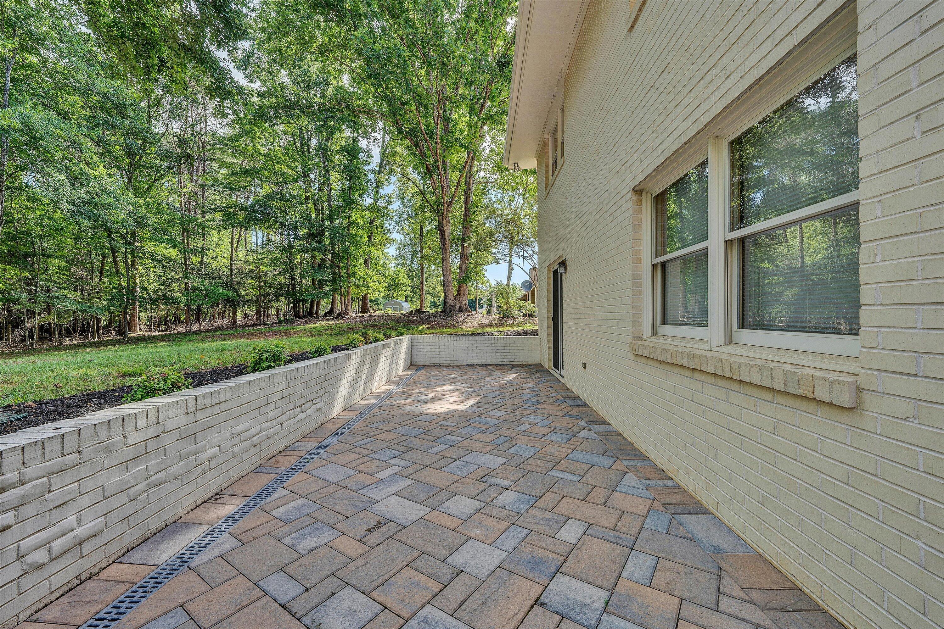 595 Gangplank Road Moneta, VA 24121 - Photo 30 of 64 31-DSC06940