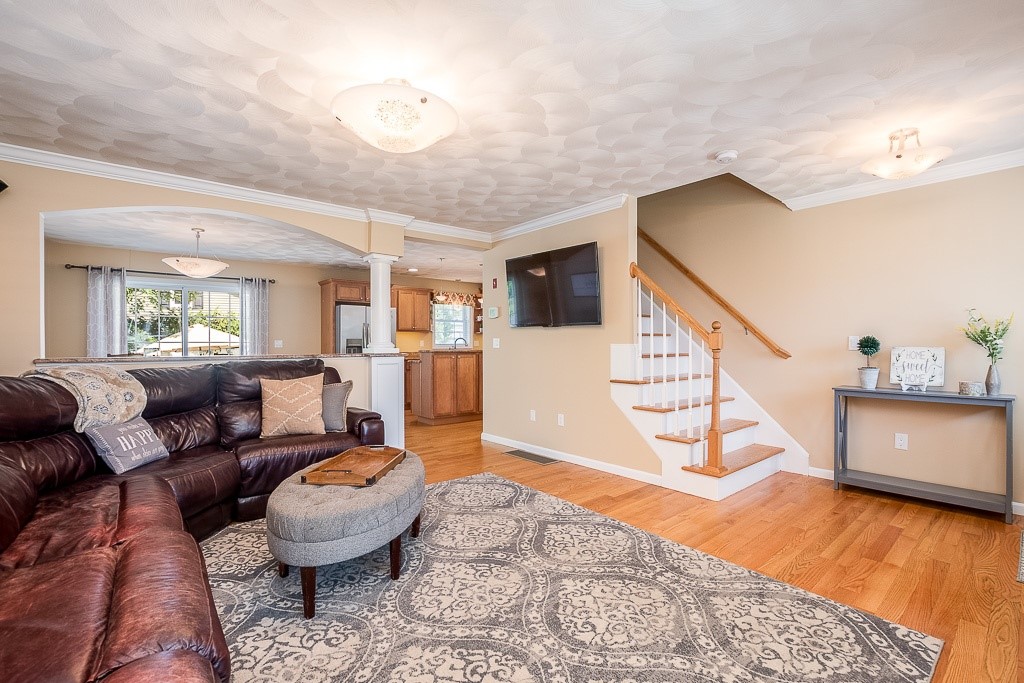 27 Marques Street Cumberland, RI 02864 - Photo 7 of 40