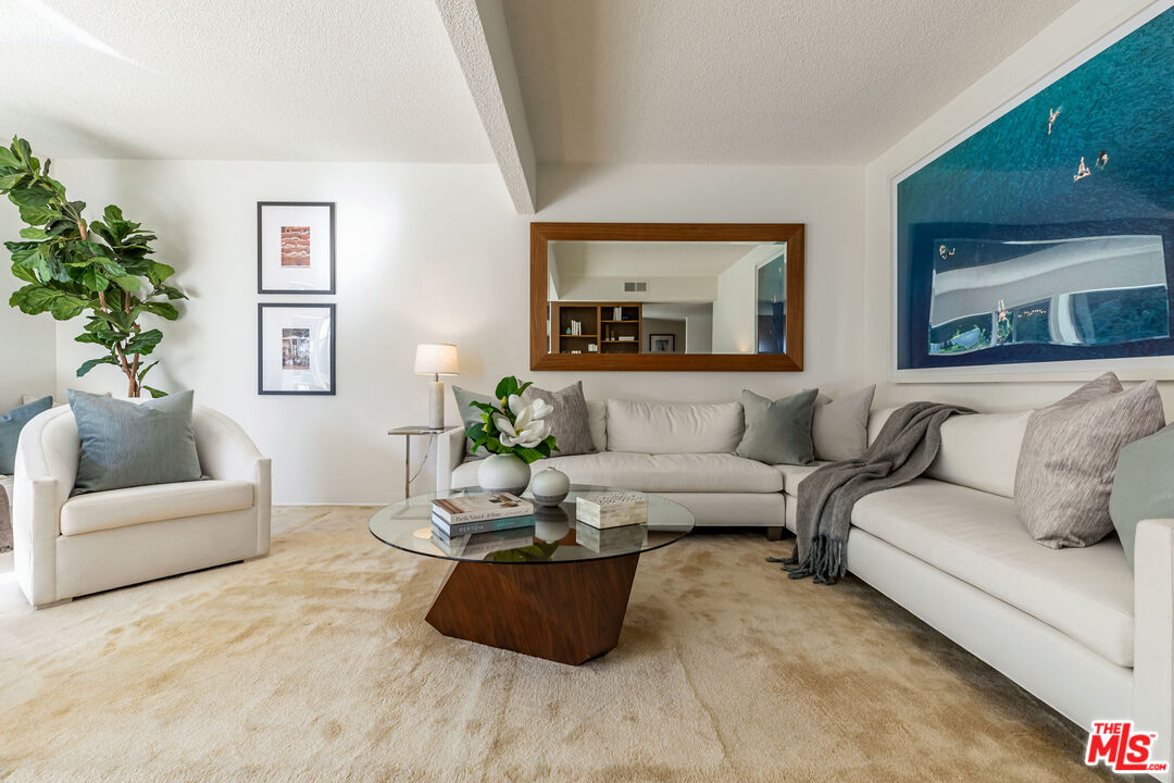 3803 Castlerock Road Malibu, CA 90265 - Photo 6 of 33 Gallery Image 6
