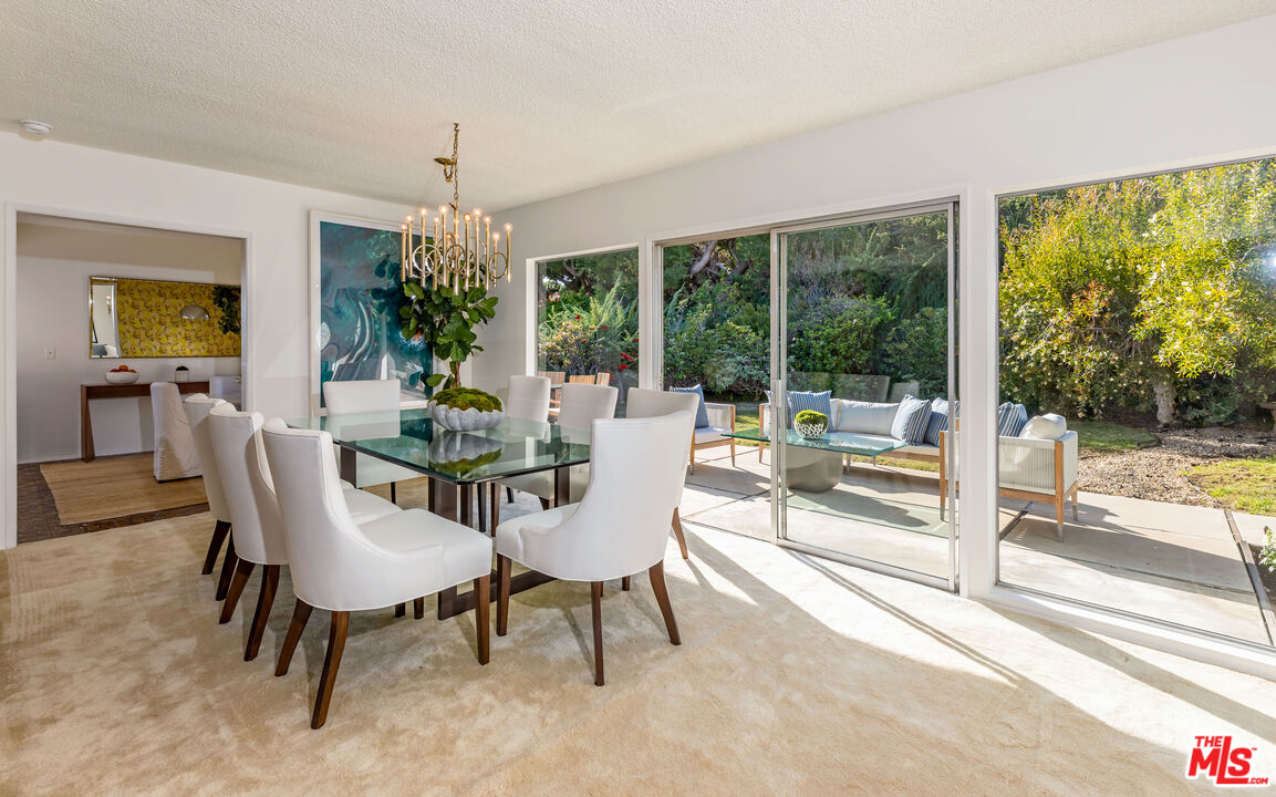 3803 Castlerock Road Malibu, CA 90265 - Photo 9 of 33 Gallery Image 9