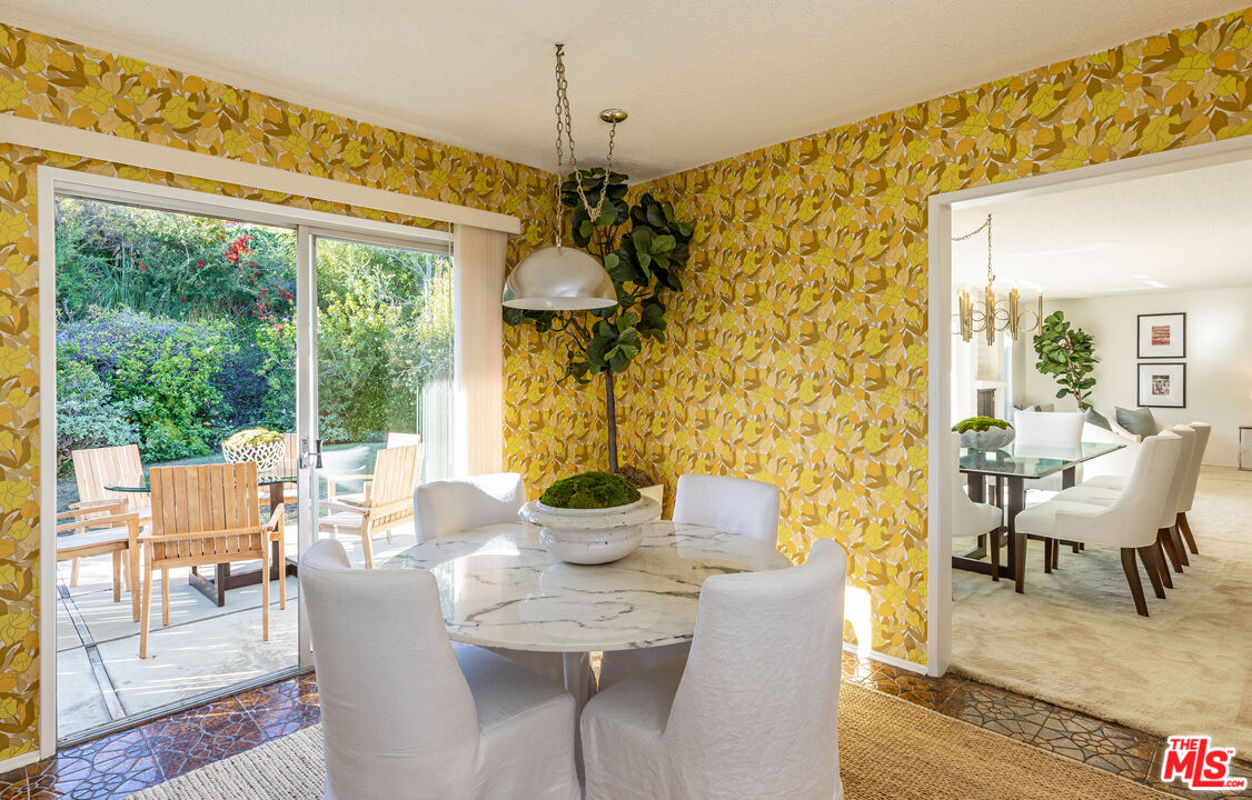 3803 Castlerock Road Malibu, CA 90265 - Photo 10 of 33 Gallery Image 10