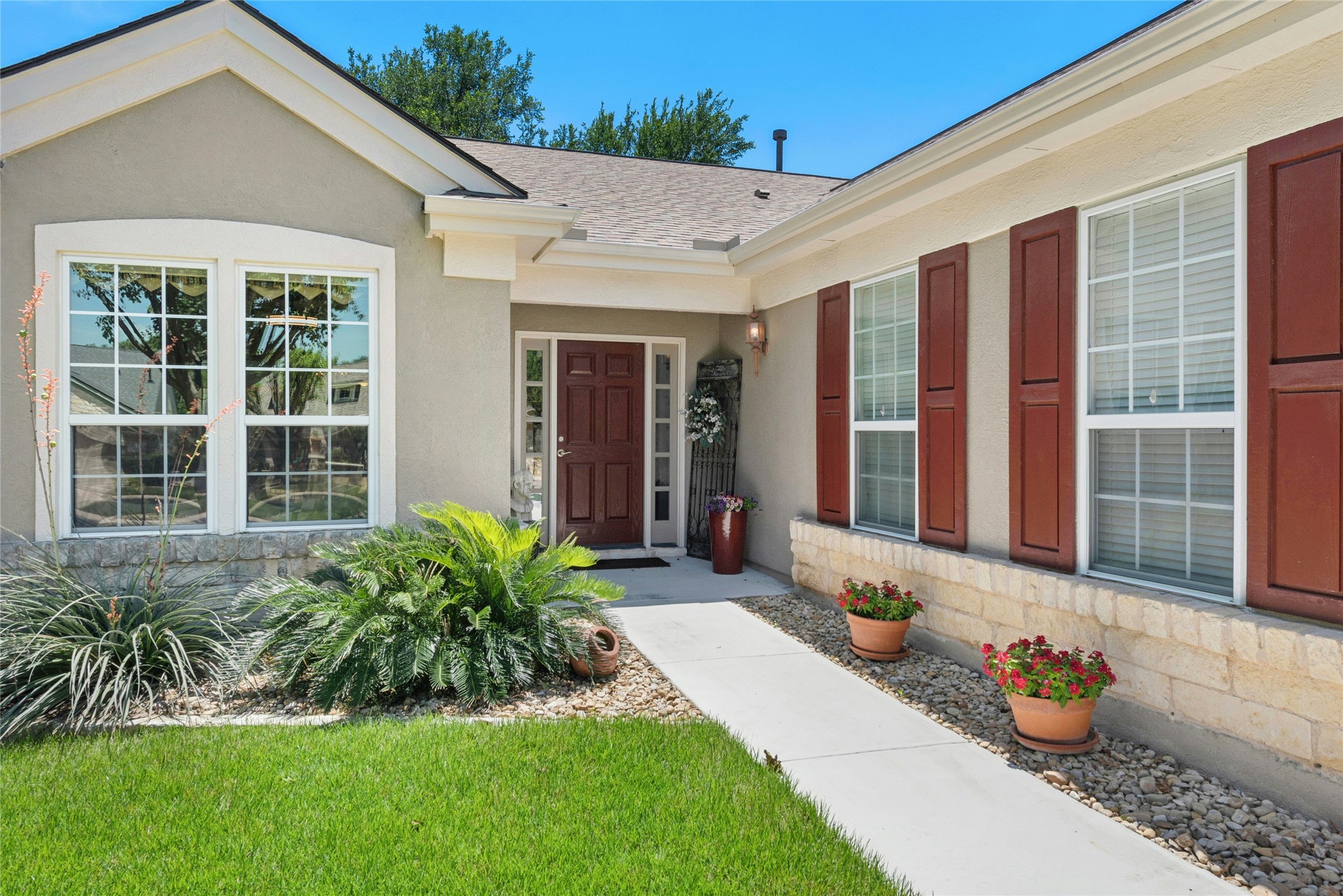 505 Monarch Trail Georgetown, TX 78633 - Photo 4 of 33