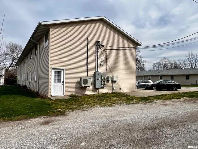$279,000 | 605 West Orchard Street, Macomb, IL 61455