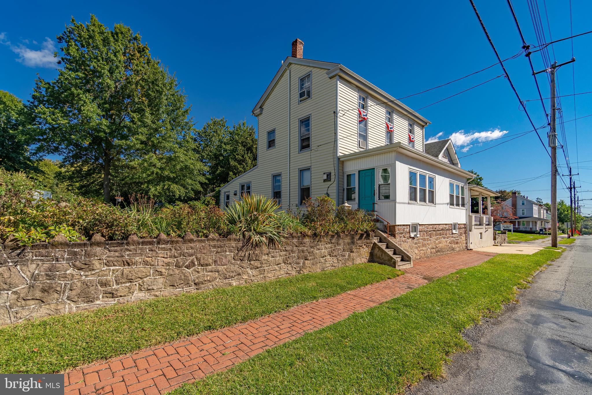 321 Bridge Street Spring City, PA 19475 - Photo 3 of 53 Gallery Image 3