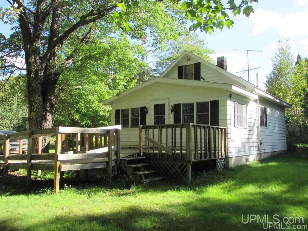 25122 Howes Road Covington, MI 49919 - Photo 1 of 22