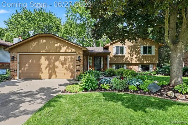 $389,000 | 5134 Old Cove Road, Clarkston, MI 48346