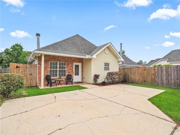$242,000 | 78 Hollycrest Boulevard, Covington, LA 70433