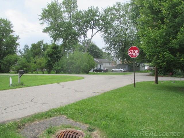 4528 Jerome Road Clarkston, MI 48346 - Photo 25 of 25