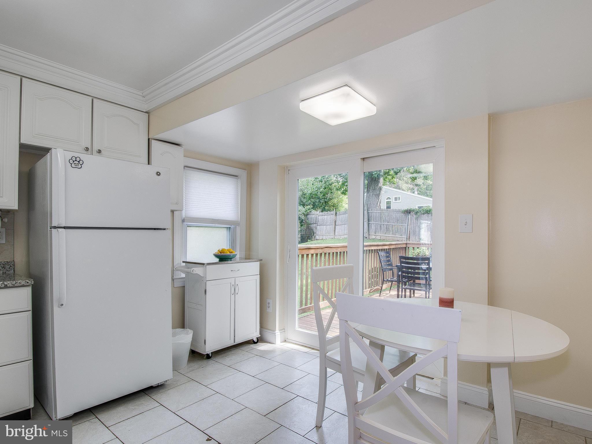 11823 Idlewood Road Silver Spring, MD 20906 - Photo 8 of 19 Kitchen