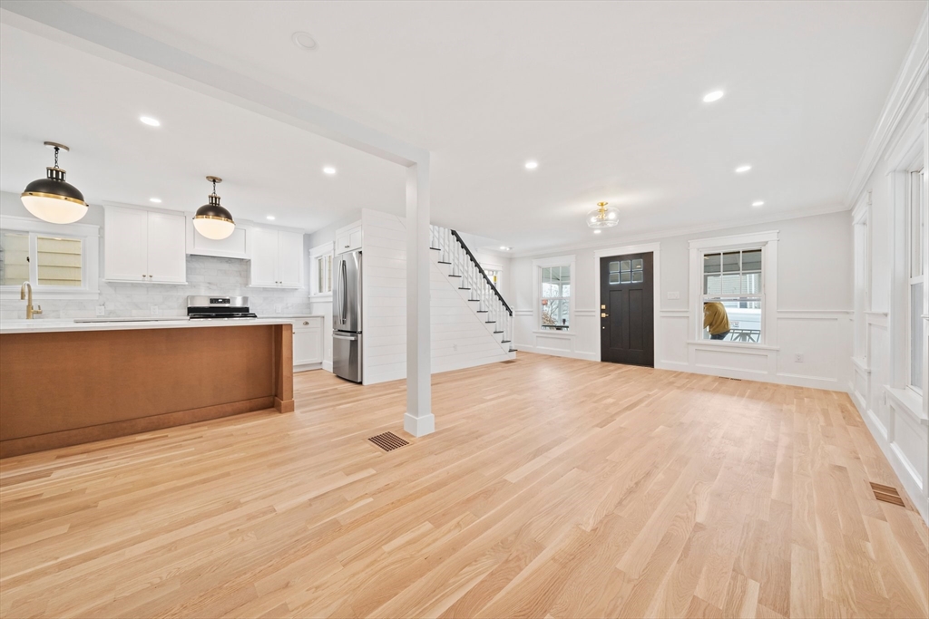 23 Holbrook Road Weymouth, MA 02191 - Photo 13 of 32 Gallery Image 13