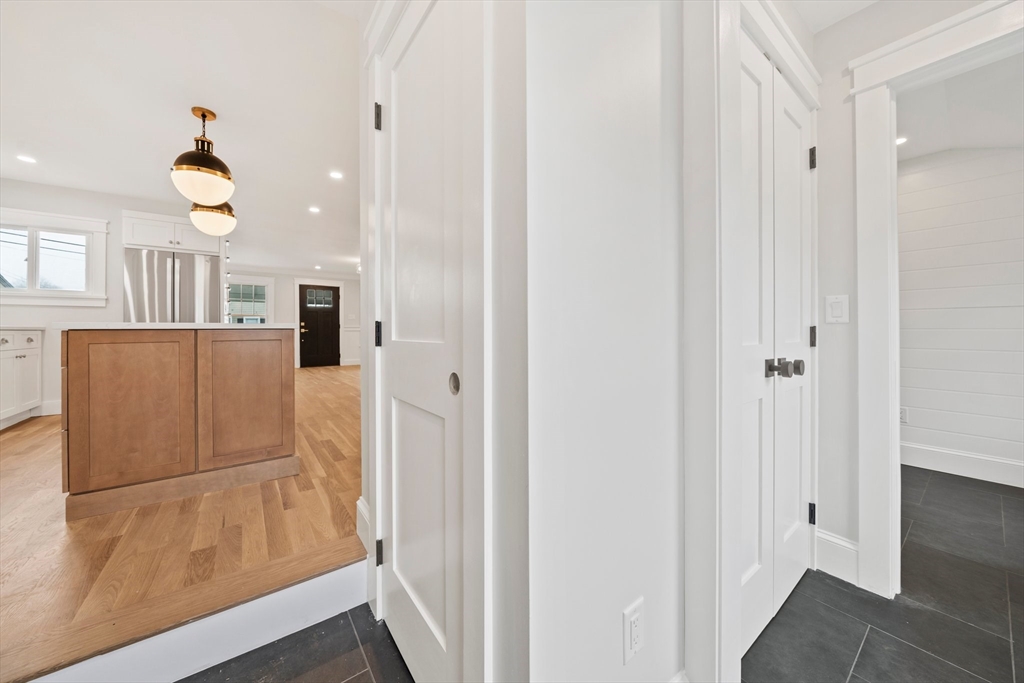 23 Holbrook Road Weymouth, MA 02191 - Photo 16 of 32 Gallery Image 16
