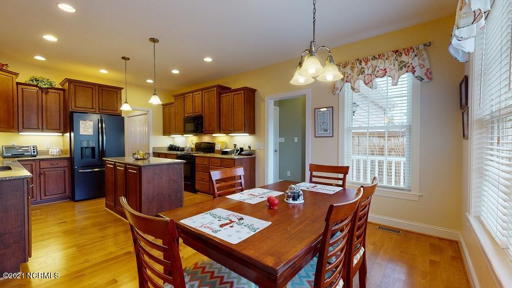 121 Olga Road Beaufort, NC 28516 - Photo 37 of 72 121 Olga Road-37
