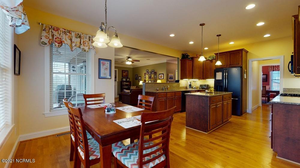 121 Olga Road Beaufort, NC 28516 - Photo 38 of 72 121 Olga Road-38