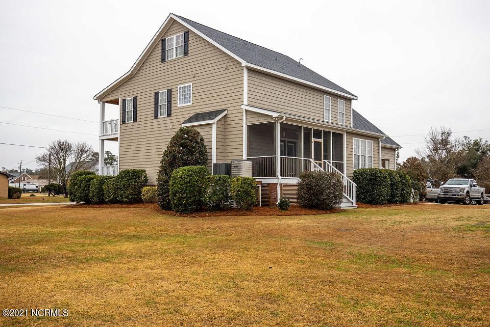 121 Olga Road Beaufort, NC 28516 - Photo 8 of 72 121 Olga Road-11