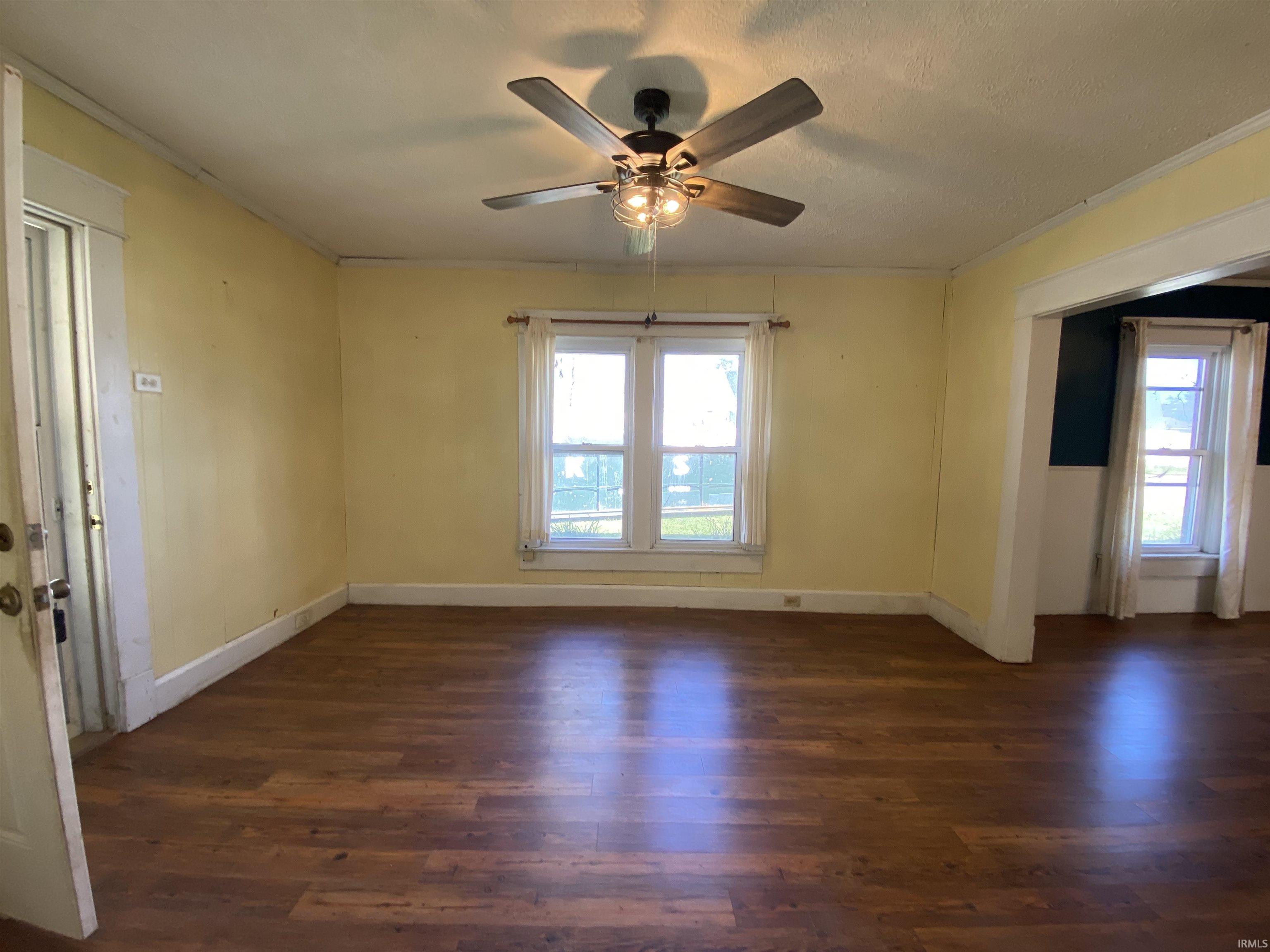 702 W Street Bedford, IN 47421 - Photo 4 of 31