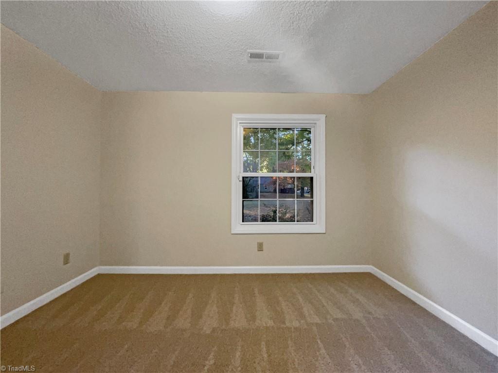 3091 Harper Road Clemmons, NC 27012 - Photo 5 of 17 Gallery Image 5