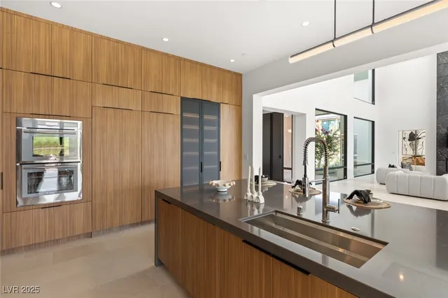 $24,950,000 | 10911 Discovery Peak Court, Las Vegas, NV 89135
