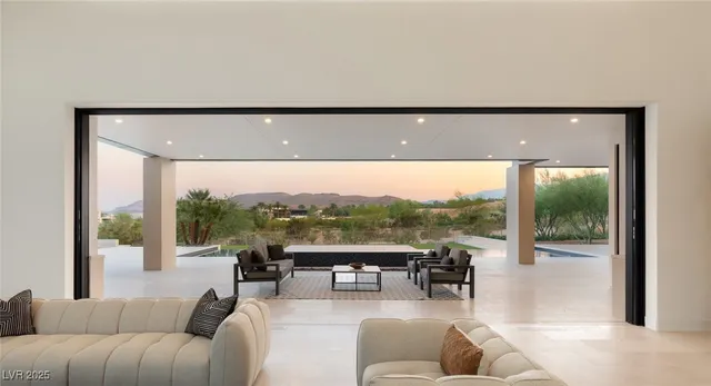 $24,950,000 | 10911 Discovery Peak Court, Las Vegas, NV 89135