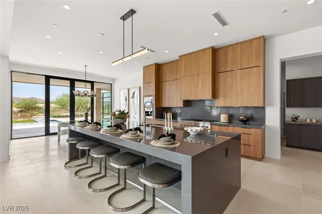 $24,950,000 | 10911 Discovery Peak Court, Las Vegas, NV 89135