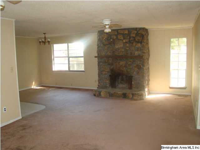 1637 Montevallo Road Leeds, AL 35094 - Photo 2 of 10