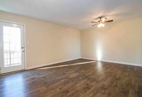 $1,255 | 992 South Ash Ridge Drive, Unit C, Clarksville, TN 37042