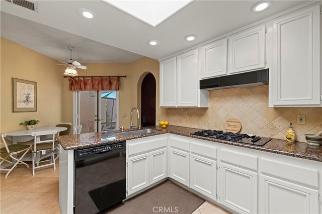 $949,900 | 71 Via Barcaza, Coto de Caza, CA 92679