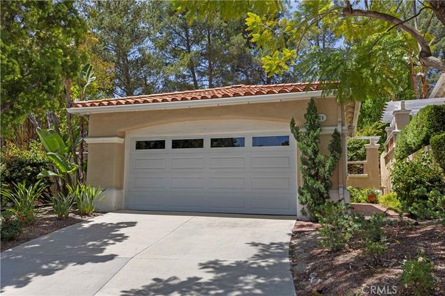 $949,900 | 71 Via Barcaza, Coto de Caza, CA 92679