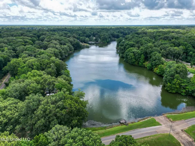 $279,900 | 11007 Horseshoe Bend, Hernando, MS 38632
