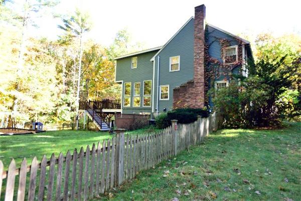 9 Foster Street Boxford, MA 01921 - Photo 3 of 30 Gallery Image 3