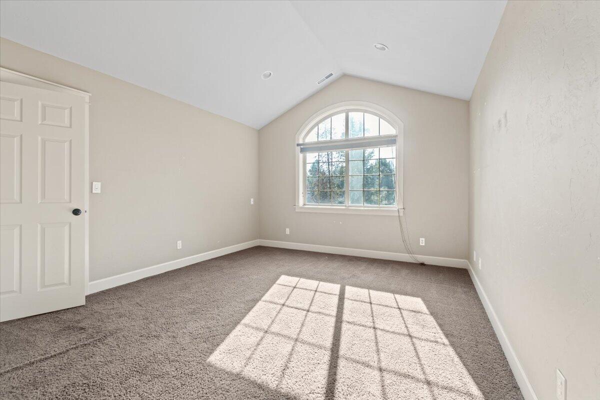 16870 Downey Road Bend, OR 97707 - Photo 30 of 56 47-51-print-Riley Visuals-51