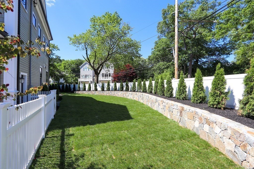 208 Evelyn Road, Unit 208 Newton, MA 02468 - Photo 21 of 21 Gallery Image 21