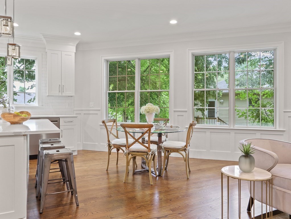 208 Evelyn Road, Unit 208 Newton, MA 02468 - Photo 3 of 21 Gallery Image 3