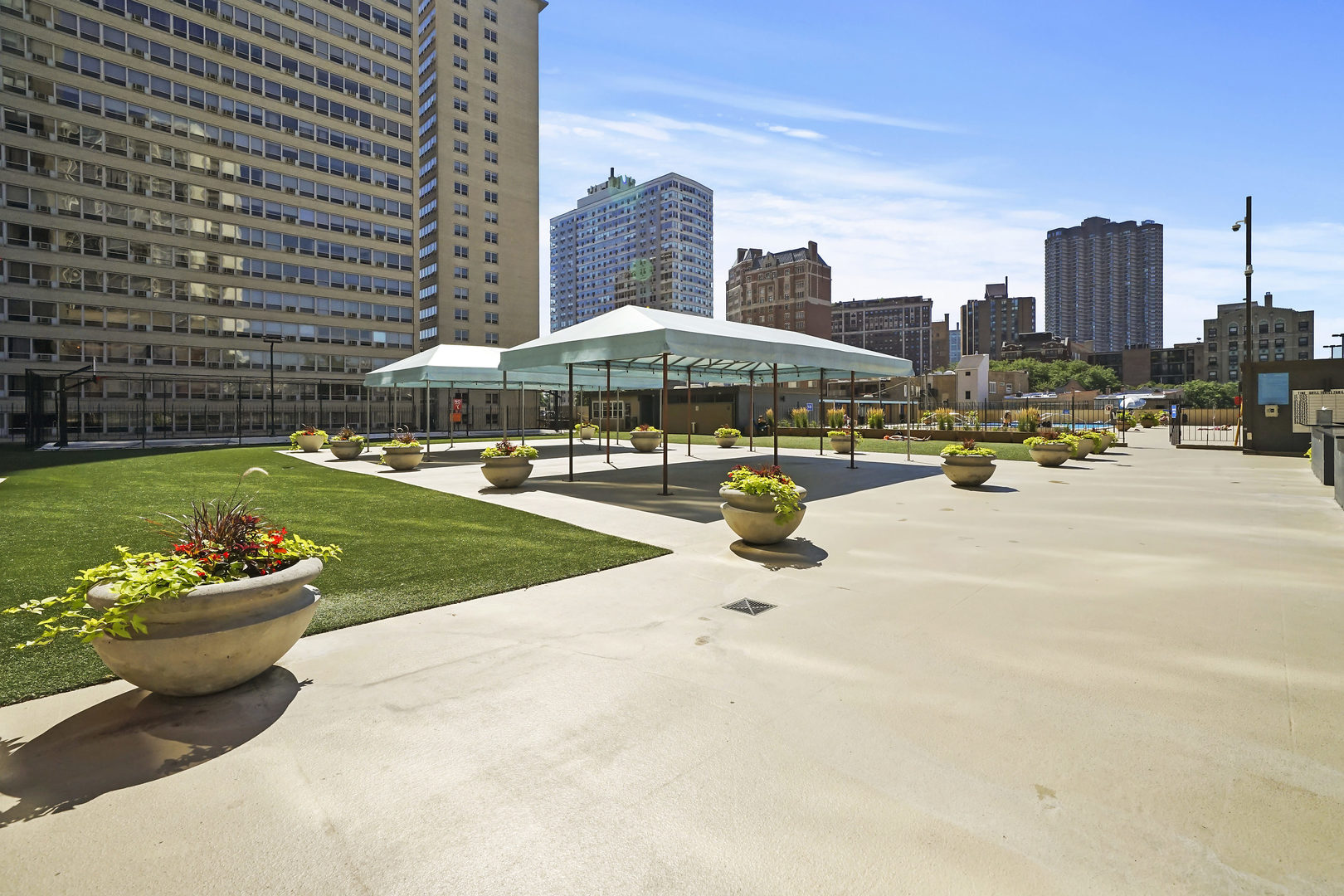 655 West Irving Park Road, Unit 3109 Chicago, IL 60613 - Photo 13 of 17