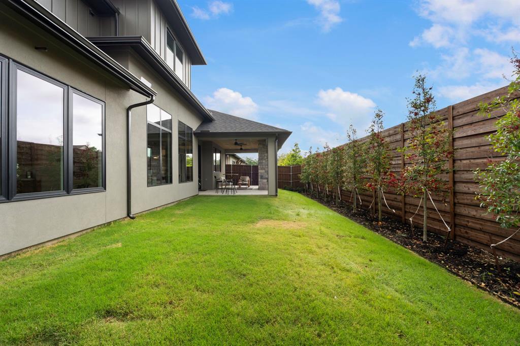 3316 Ferguson Road Grapevine, TX 76092 - Photo 37 of 39 a view of outdoor space and yard