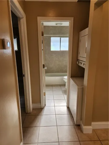 $2,000 | 1038 C Ocean Boulevard, St. Simons Island, GA 31522