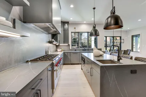 $3,199,995 | 1608 Wrightson Drive, McLean, VA 22101