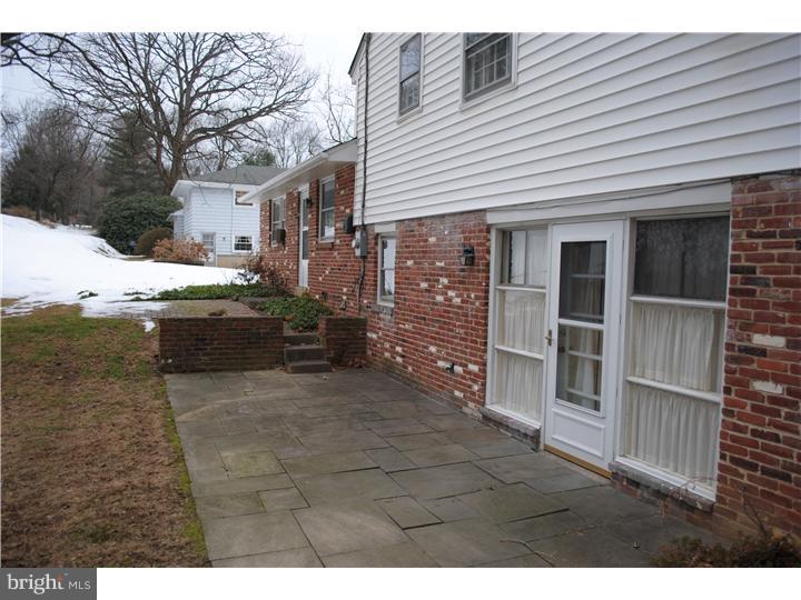 212 Devonshire Road Devon, PA 19333 - Photo 2 of 4 Exterior Back