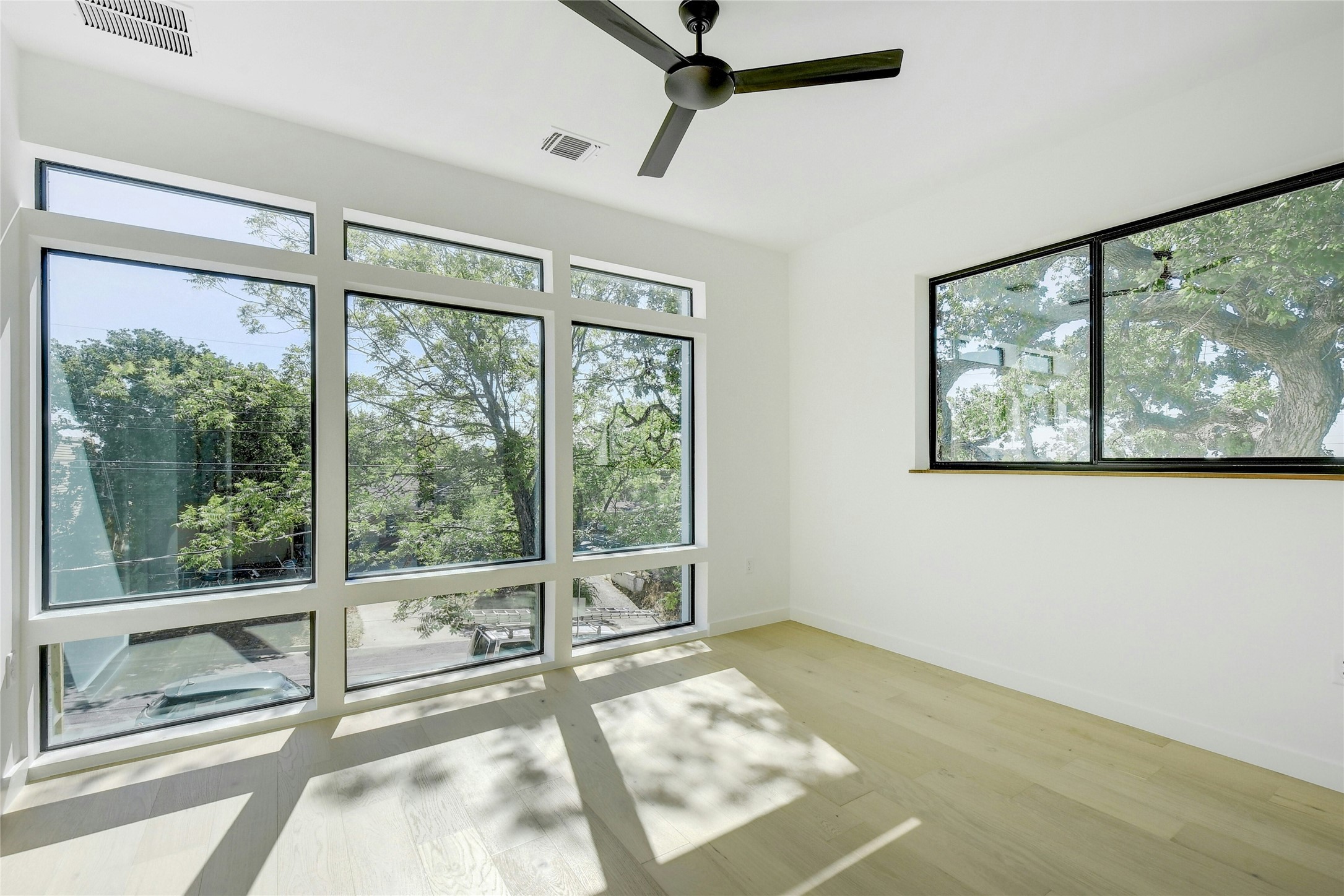 1202 Perez Street, Unit A Austin, TX 78721 - Photo 16 of 22