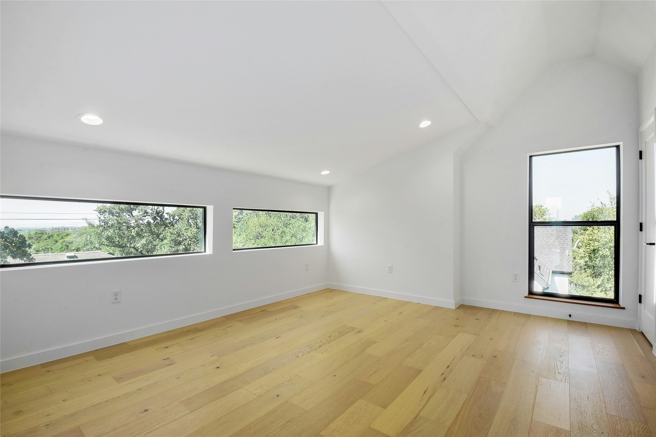 1202 Perez Street, Unit A Austin, TX 78721 - Photo 19 of 22