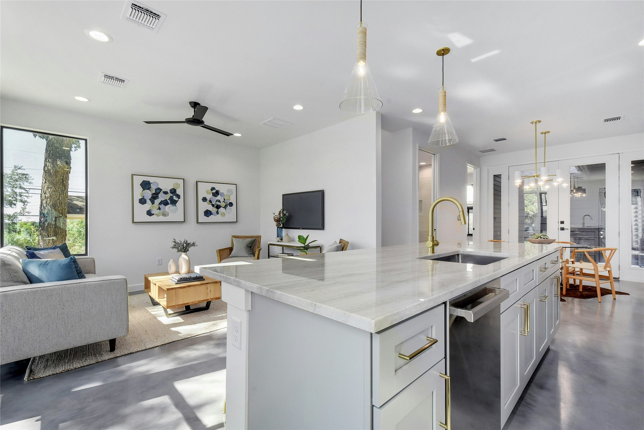 1202 Perez Street, Unit A Austin, TX 78721 - Photo 7 of 22