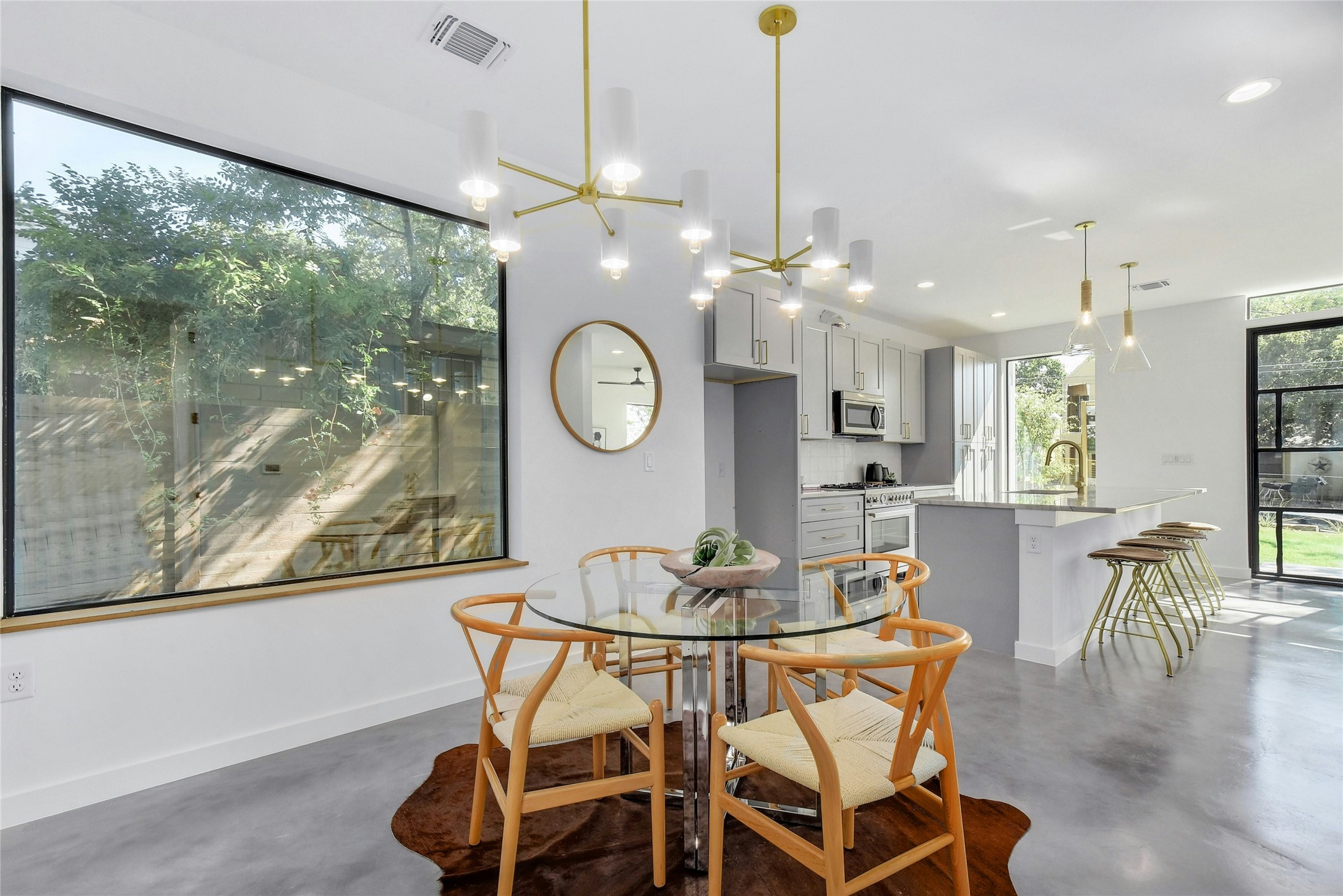 1202 Perez Street, Unit A Austin, TX 78721 - Photo 10 of 22