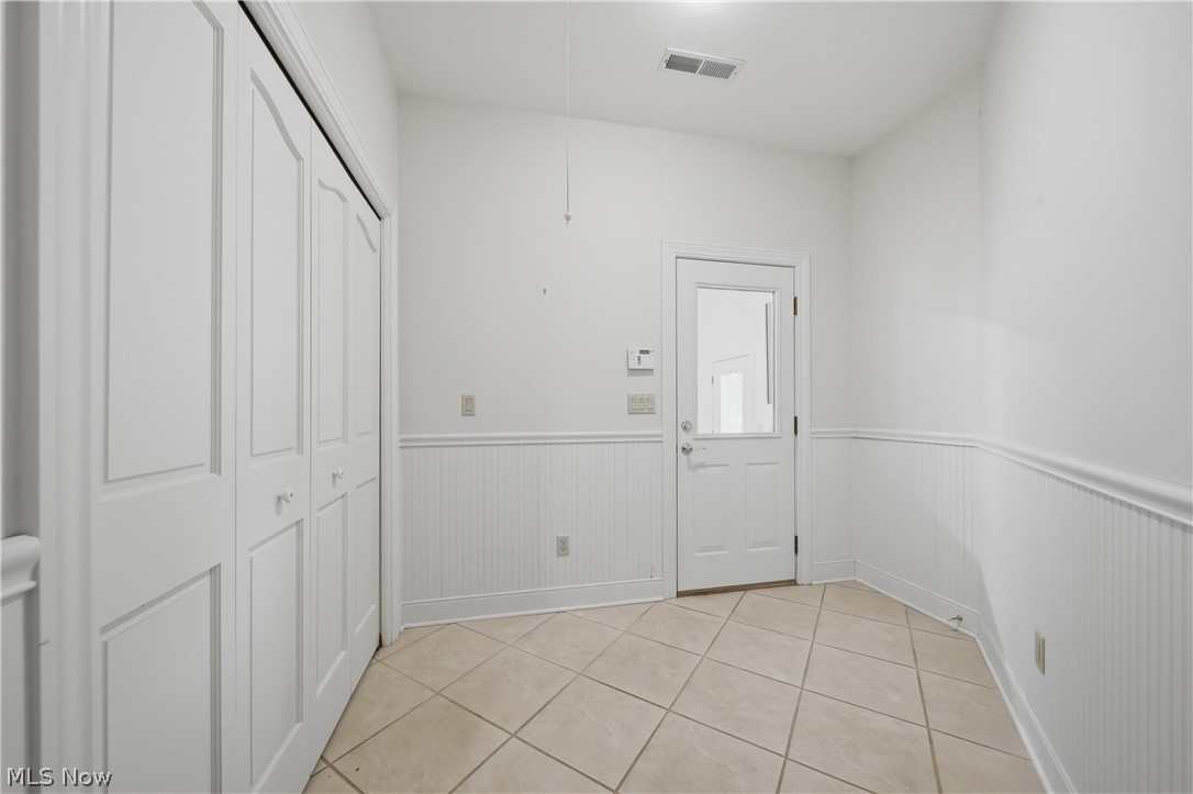 6223 McCann Road East Rochester, OH 44625 - Photo 40 of 45 Mudroom - Entrance off garage
