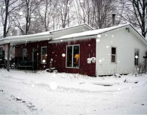 24 Ligo Road Mercer, PA 16137 - Photo 1 of 10 Exterior Front.