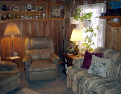 24 Ligo Road Mercer, PA 16137 - Photo 8 of 10 Den/Family/Great Room.