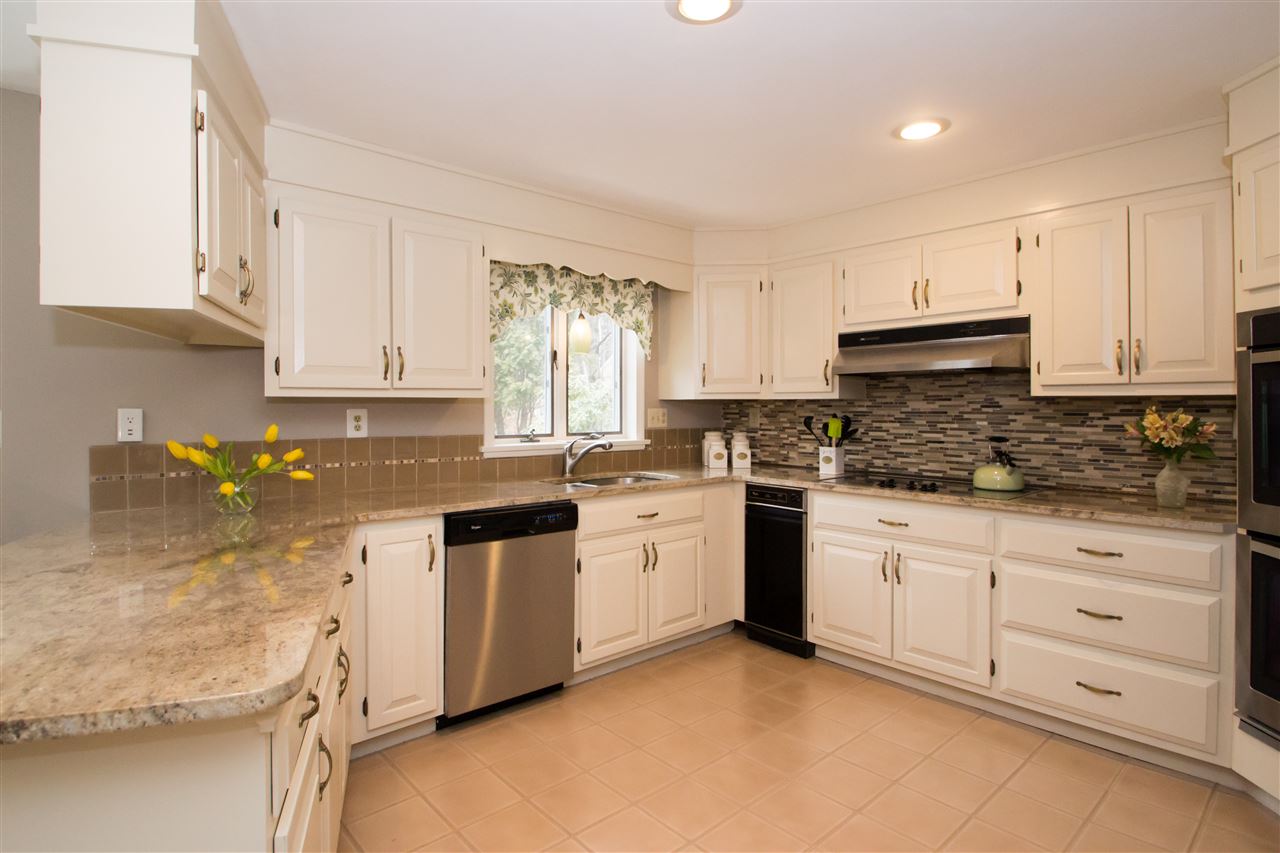 75 Dudley Road Brentwood, NH 03833 - Photo 4 of 40 Gallery Image 4