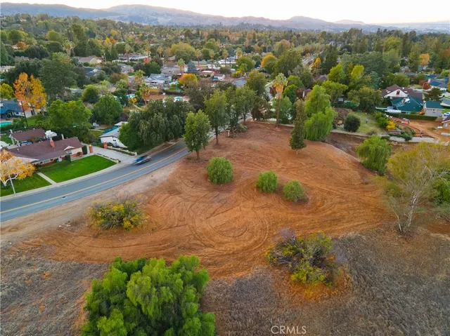 $420,000 | 225 Sunset Drive, Redlands, CA 92373