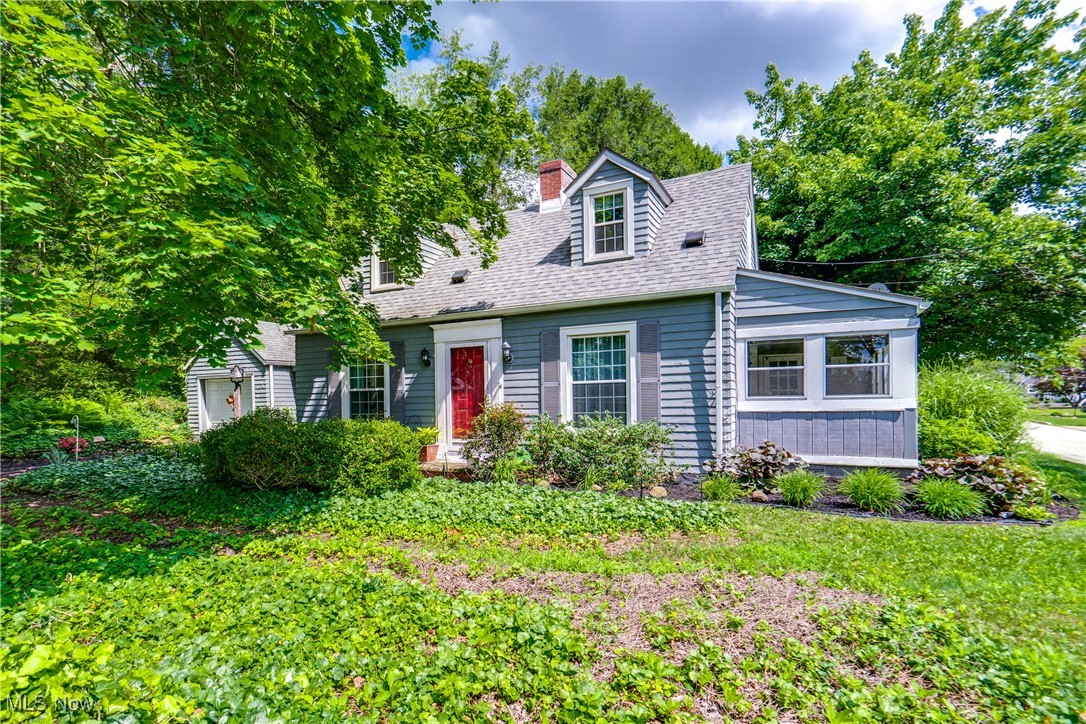 103 Everhard Road Southwest North Canton, OH 44720 - Photo 3 of 40 Gallery Image 3
